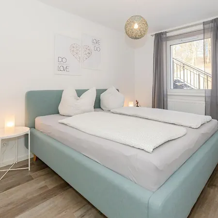 Haus Waldidyll, Vergissmeinnicht * Sellin (Rugen)