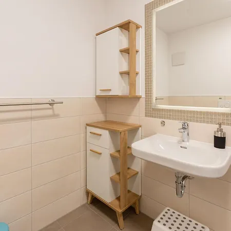 Haus Waldidyll, Vergissmeinnicht *