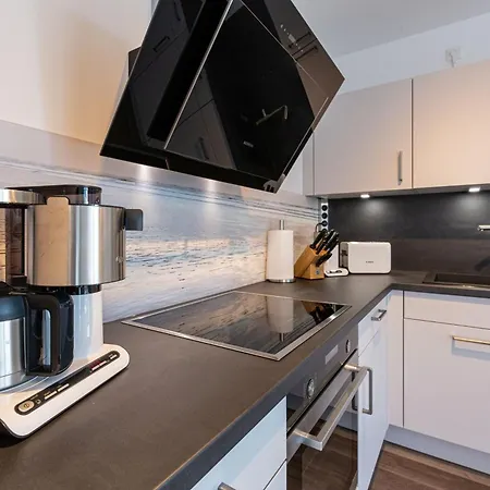 Haus Waldidyll, Vergissmeinnicht - Bade- & Saunawelt Taeglich Inklusive شقة Sellin (Rugen)
